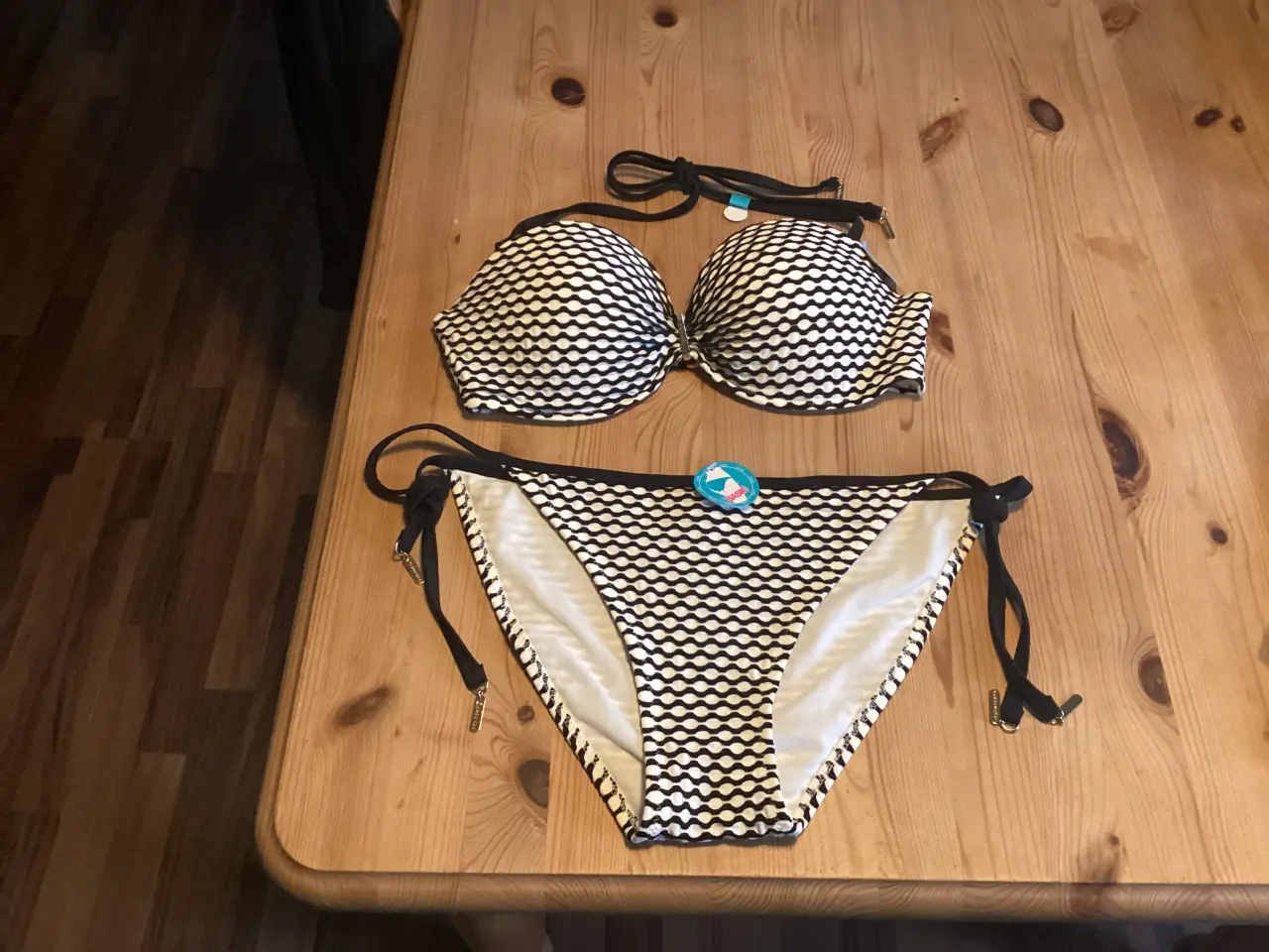 Billede 6 - Nye Bikini,er Forsk. Str.