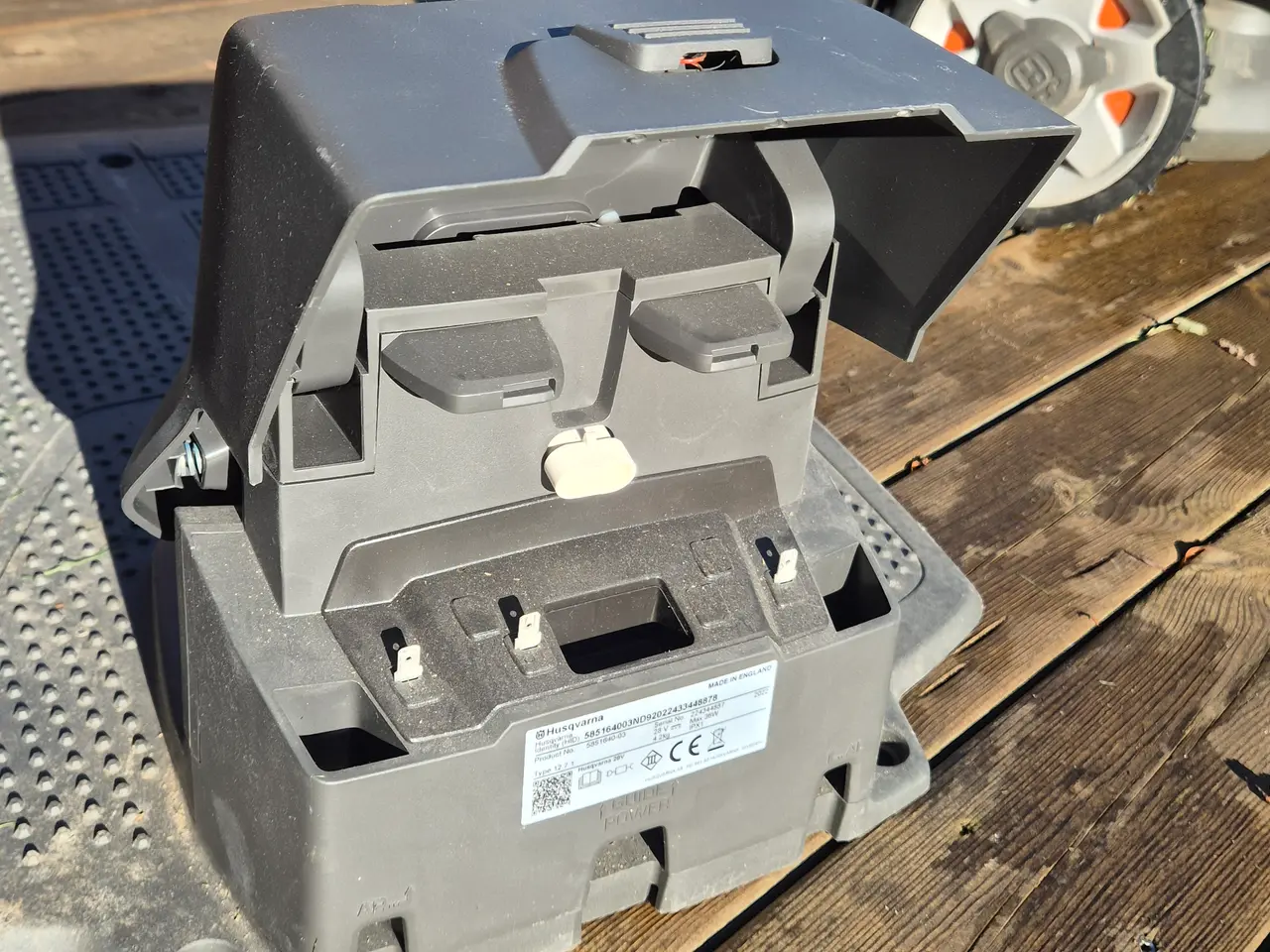 Billede 6 - Husqvarna Automower 415X demo model 11 timer