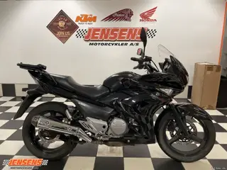 Suzuki GW 250 F
