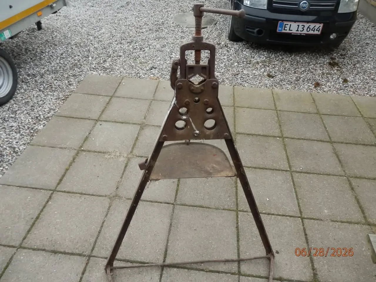 Billede 2 - Pionerbænk / Rørbænk 450KR.
