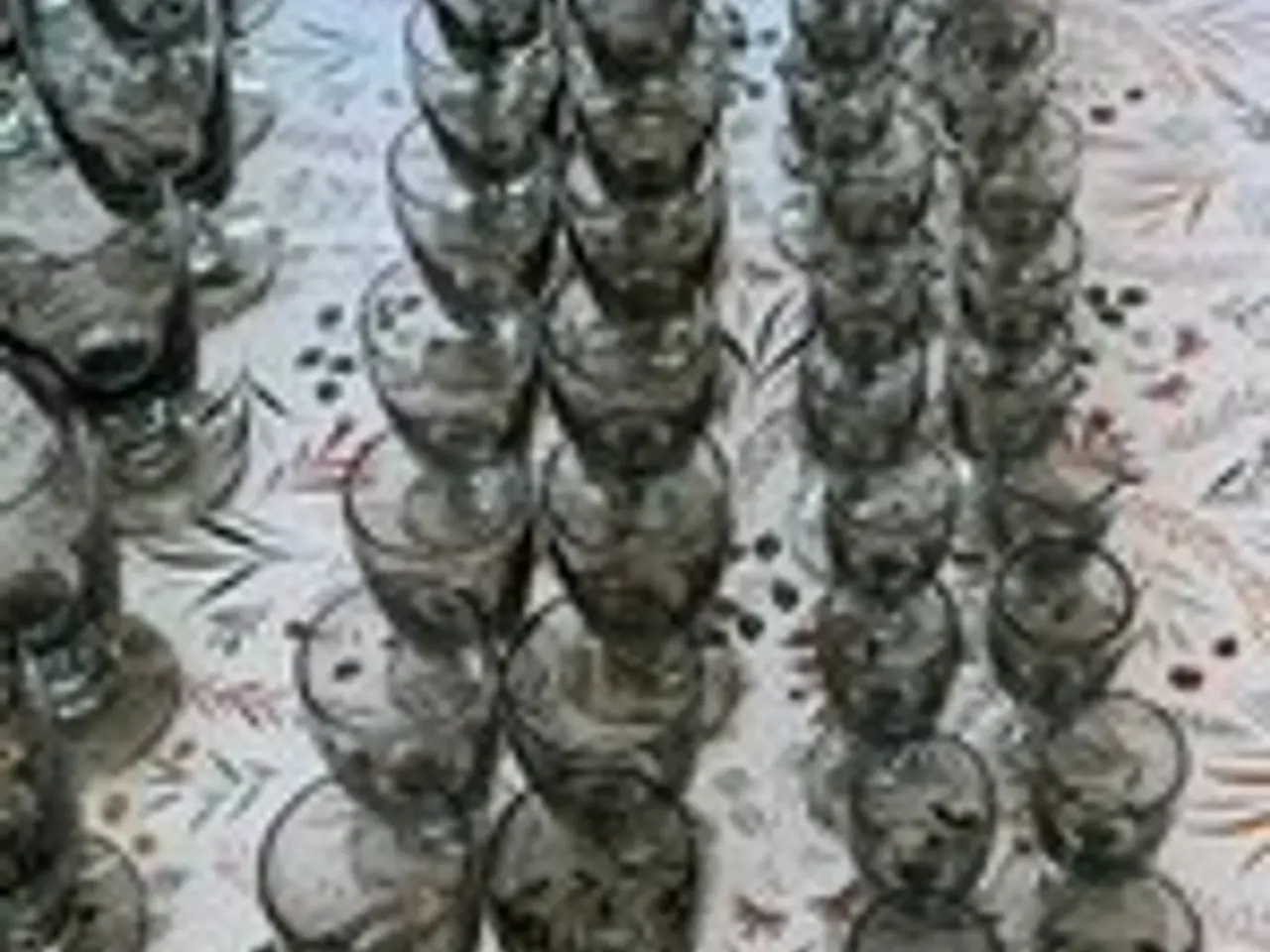 Billede 4 - Super fine Holmegaard Almue Smoke glas sælges