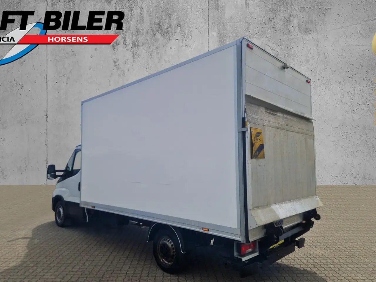 Billede 3 - Iveco Daily 3,0 35S18 Box m/lift AG8