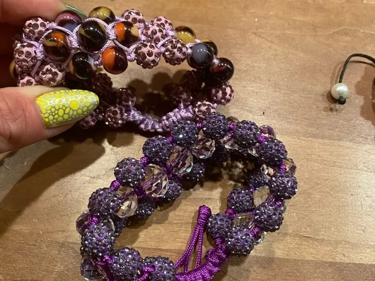 Billede 6 - Flotte nye knyttede armbånd