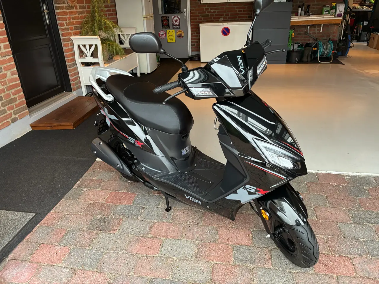 Billede 2 - Vga Street-X 30. 300 km 2026