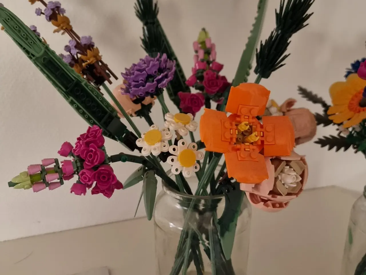 Billede 1 - To flotte sæt legoblomster
