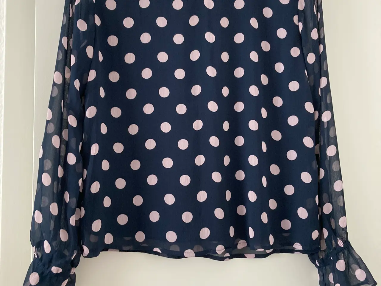 Billede 2 - Smuk bluse fra VILA
