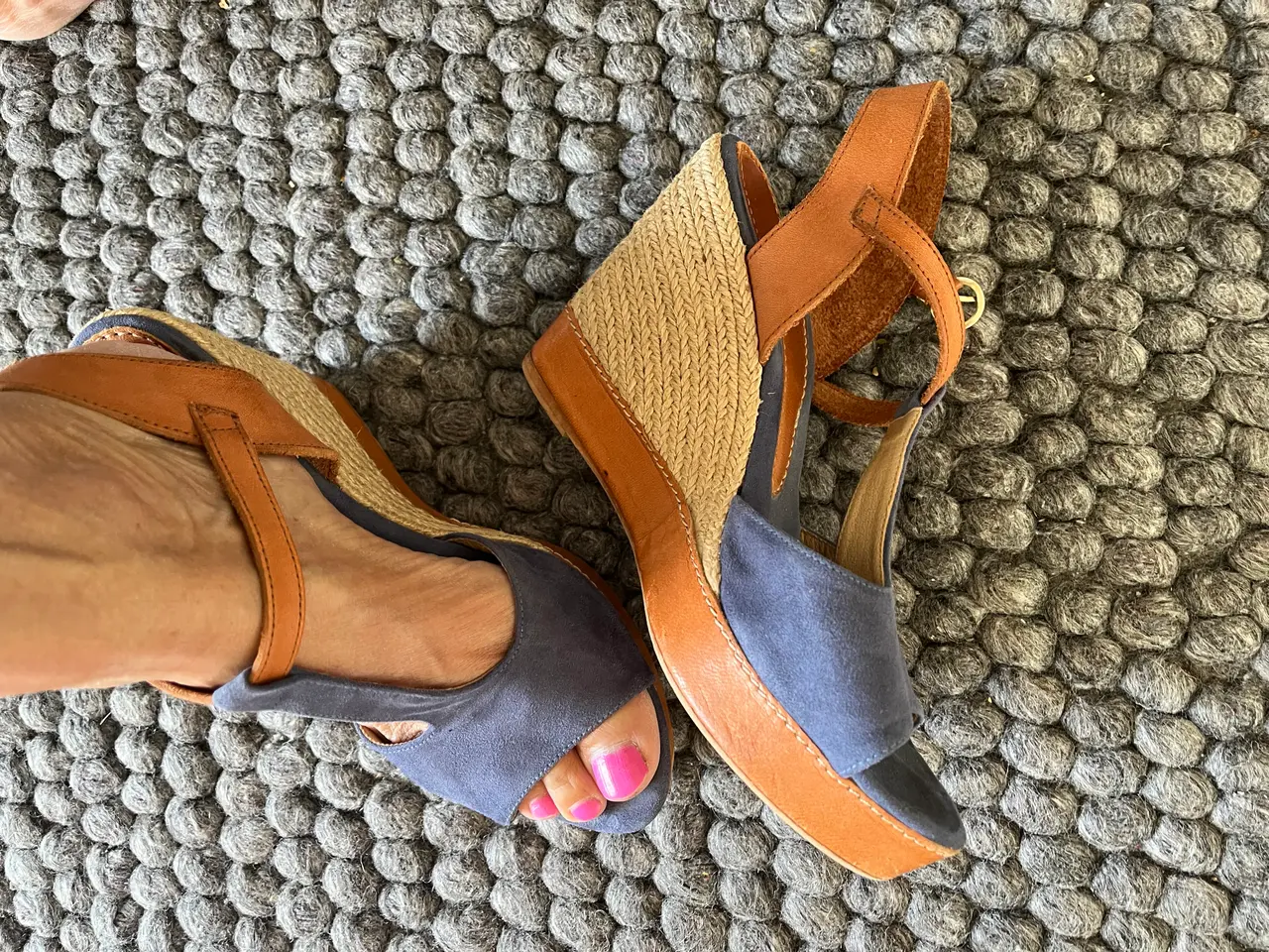 Billede 2 - Flotte stilet sandaler