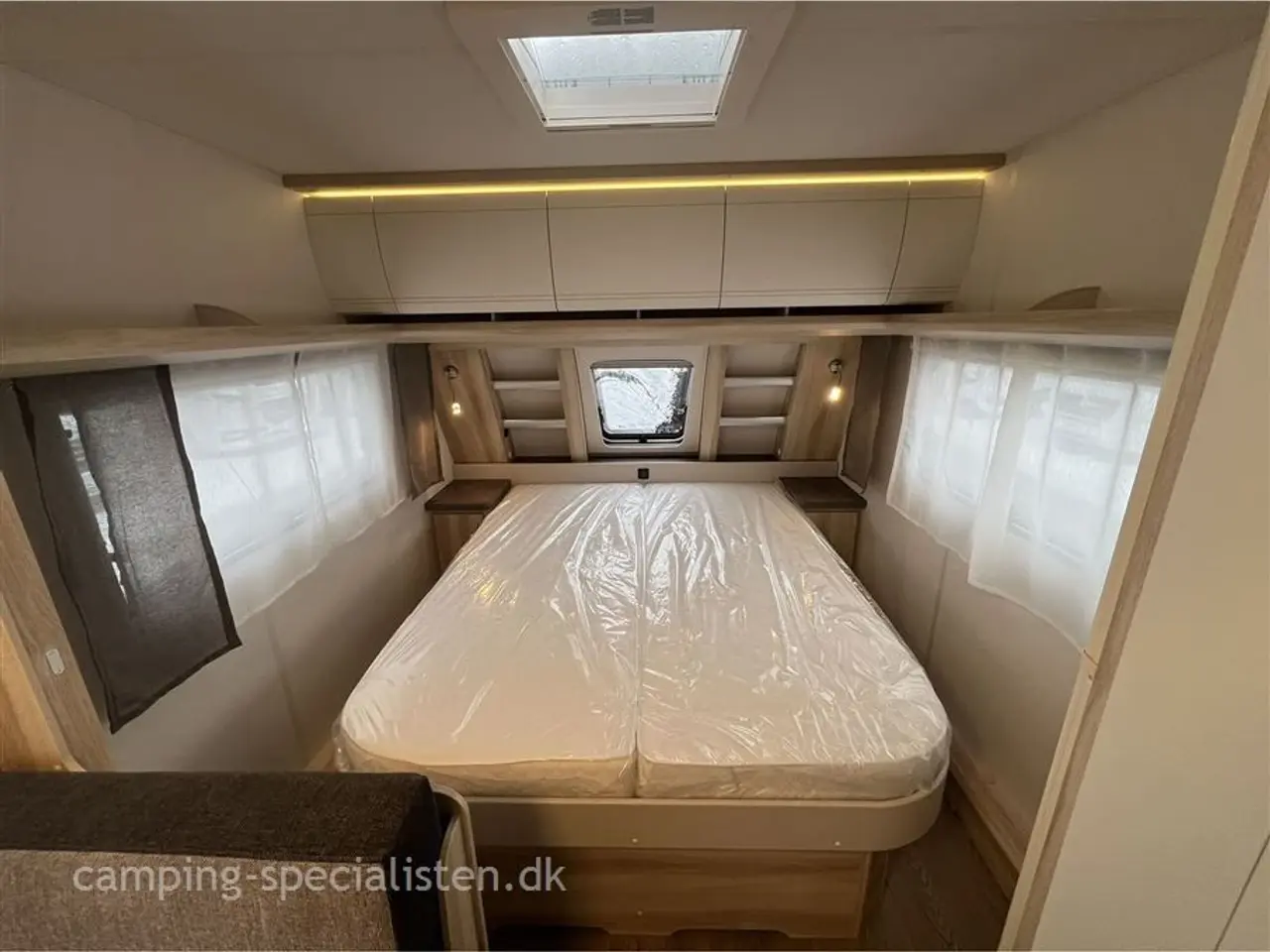 Billede 5 - 2026 - Hobby De Luxe 460 SFf 2026 Hobby De Luxe 460 SFf DK LINE - se den NU hos Camping-Specialisten.dk