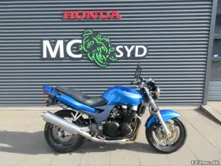 Kawasaki ZR-7 MC-SYD BYTTER GERNE