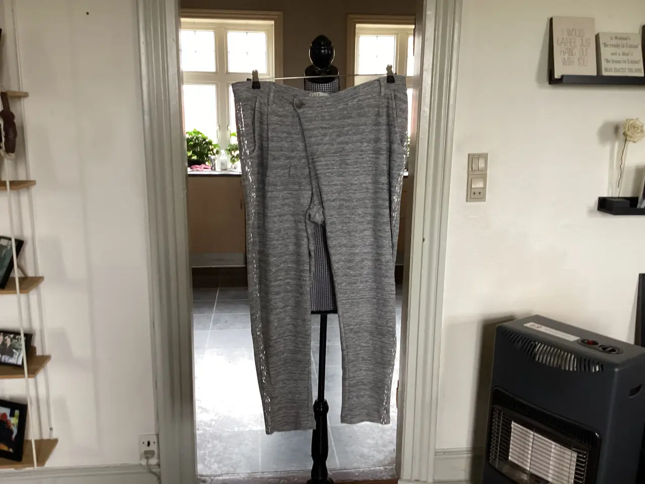 Billede 11 - Bukser / Leggins. Str : Xl - XXL - 46- 48-50