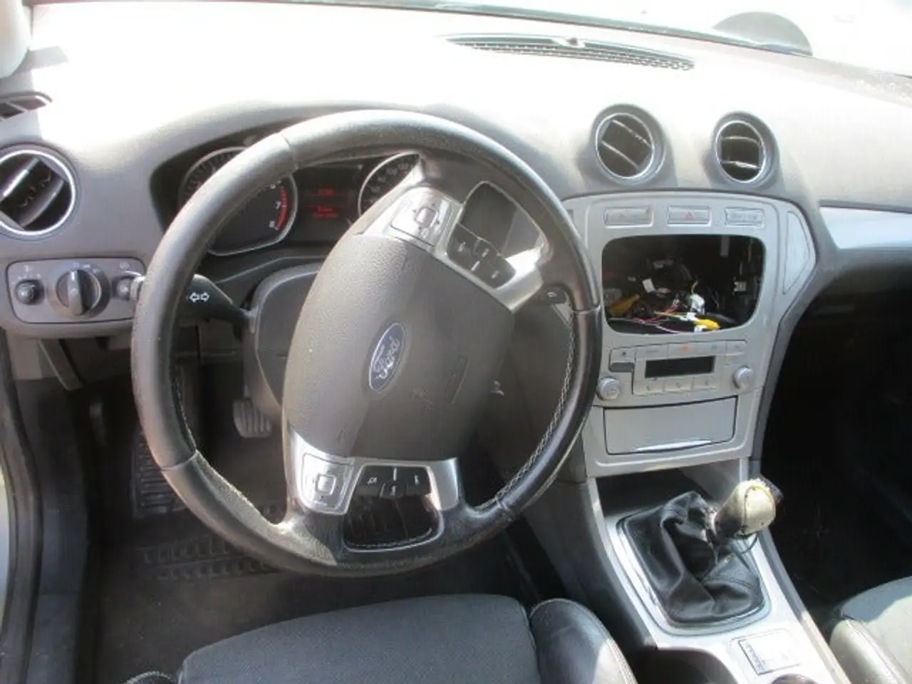 Billede 9 - Ford Mondeo 1,6 Ti-VCT 110 Trend stc.