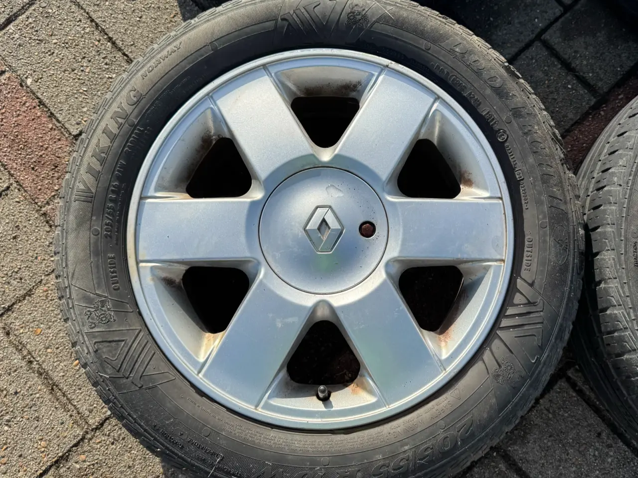Billede 2 - Renault Megane originale alufælge sælges
