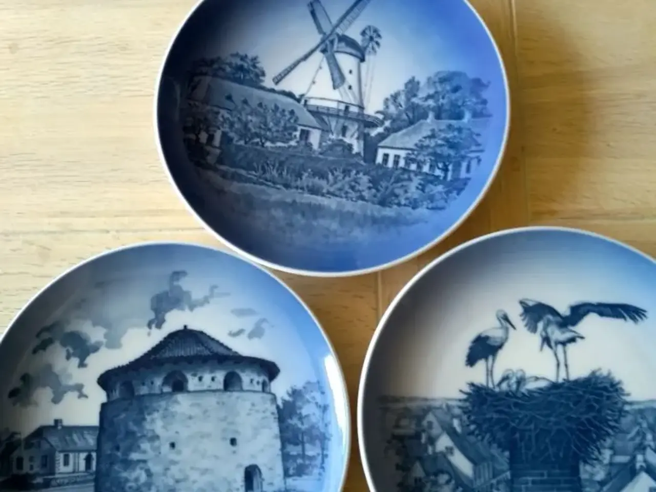 Billede 1 - 3 forskellige platter fra Royal C.