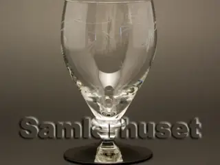 Ranke Hvidvinsglas. H:100 mm.