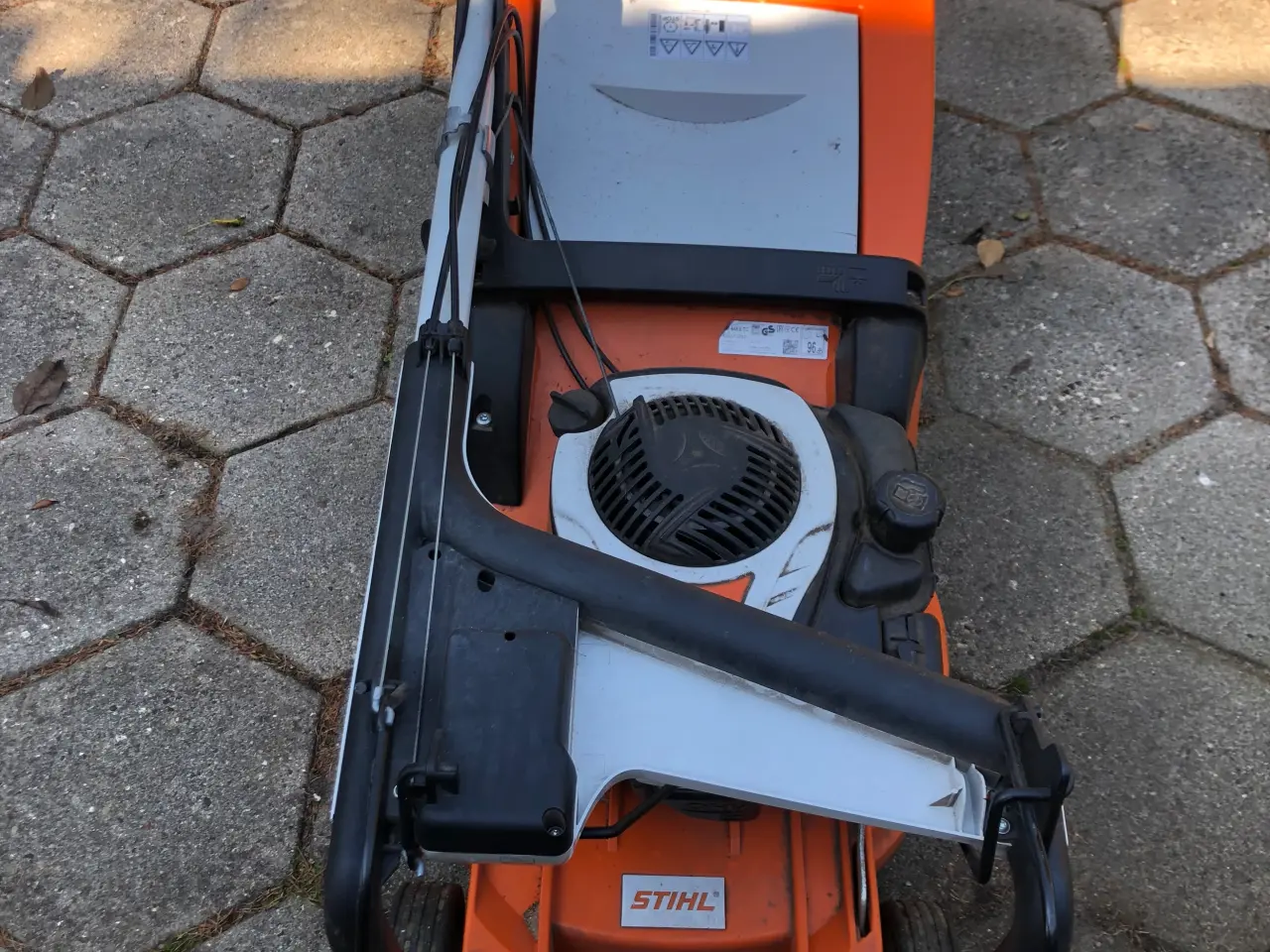 Billede 4 - STIHL RM 448 TC benzinplæneklipper – Selvkørende