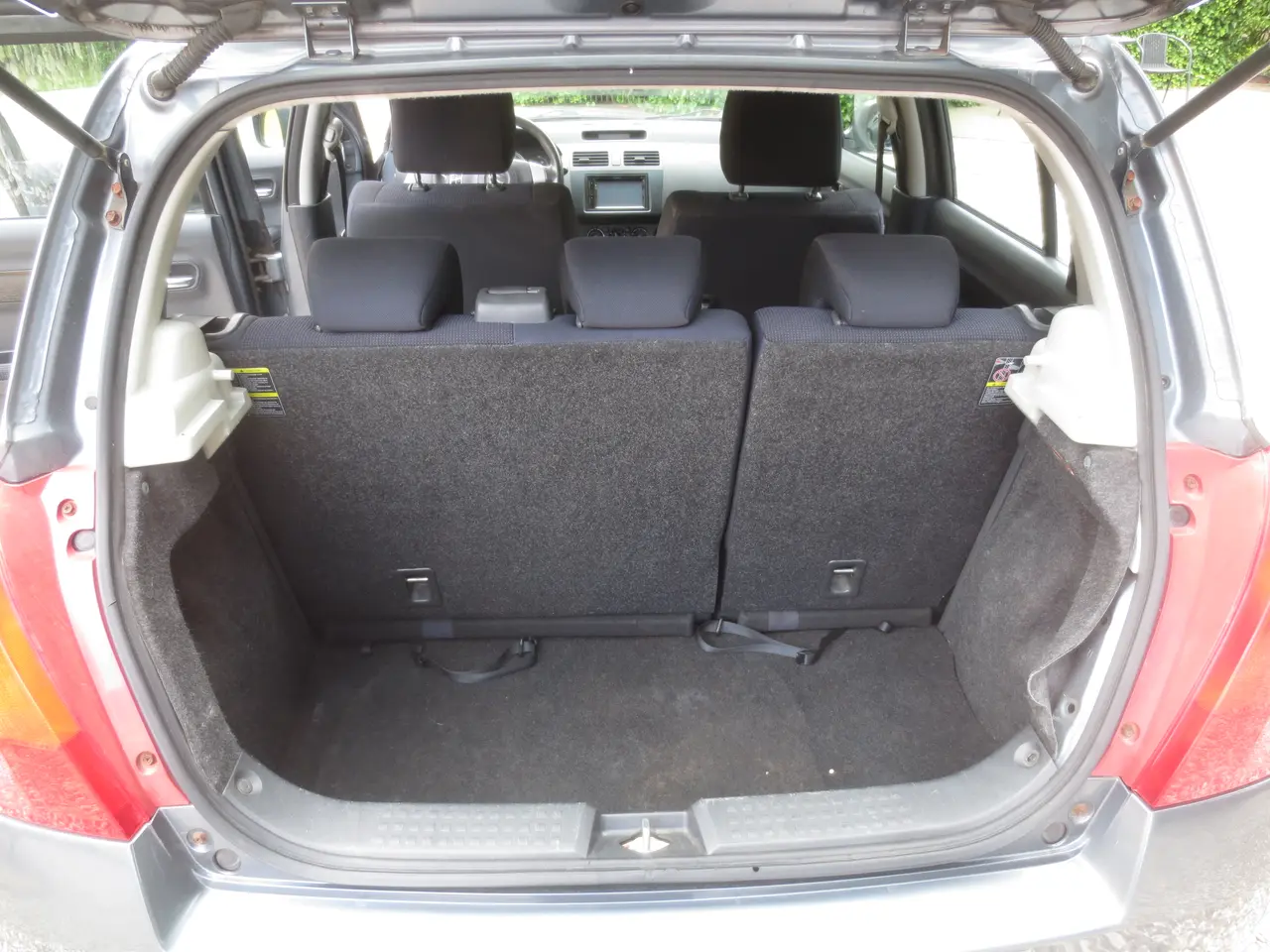 Billede 11 - Suzuki Swift 1.3 i År 07. Nysynet. 