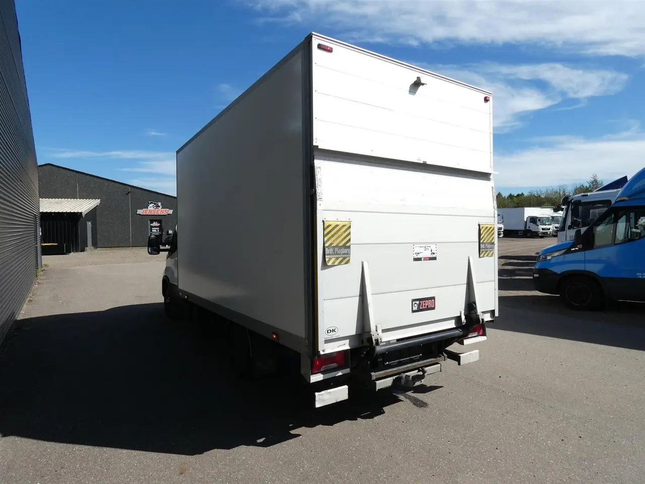 Billede 7 - Iveco Daily 35S16 3750mm 2,3 D m/Alukasse med lift Hi-Matic 156HK Ladv./Chas. 8g Aut.