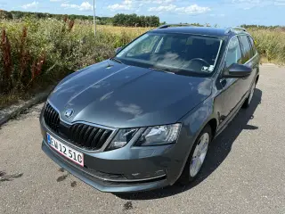 Flot Skoda Octavia 1.0 TSI 115 Combi DSG
