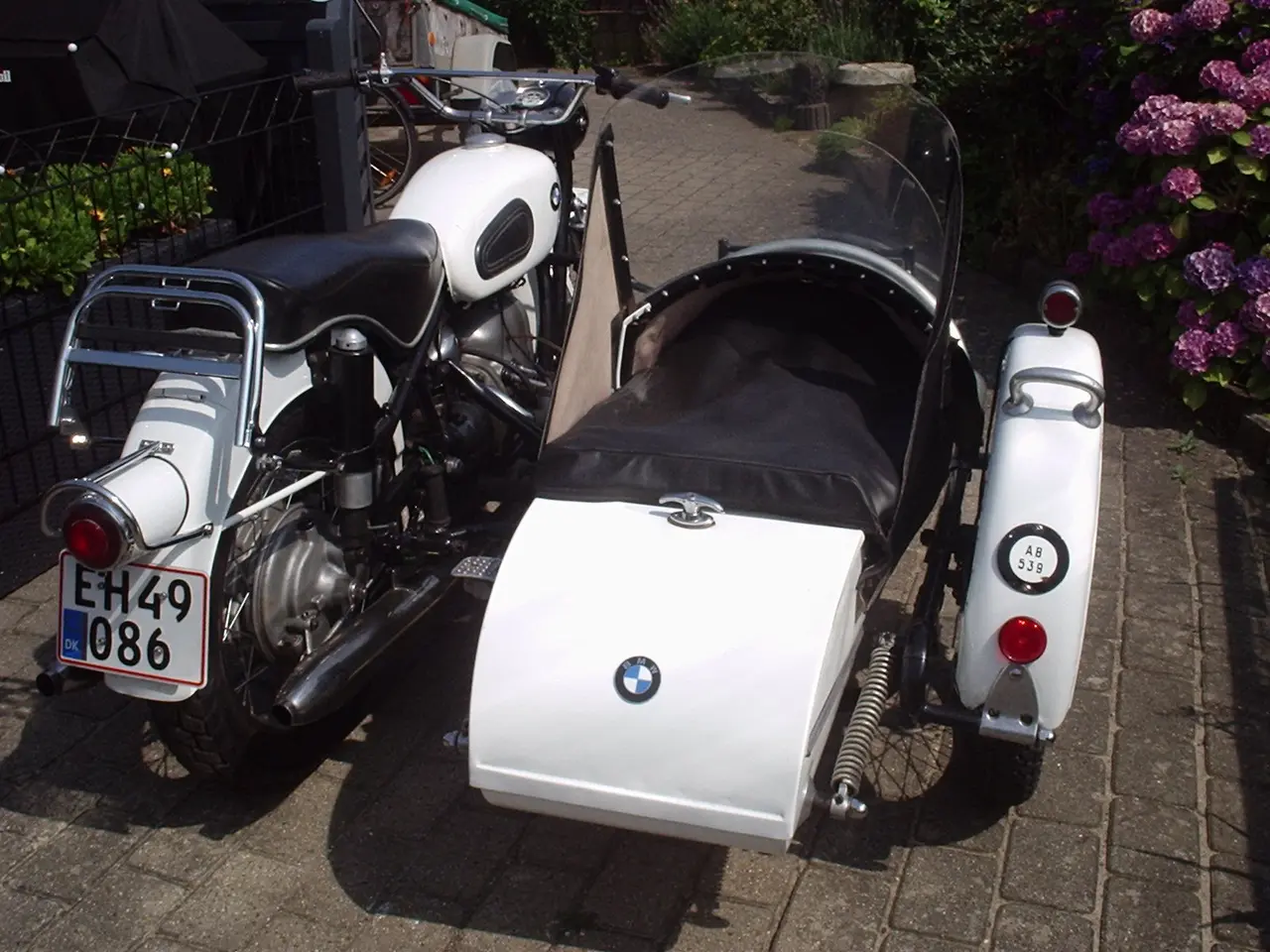 Billede 2 - BMW R 60/2 m. Bender sidevogn