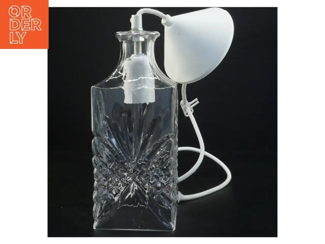 Billede 1 - Lampe til ophæng (str. 23 x 10 cm)