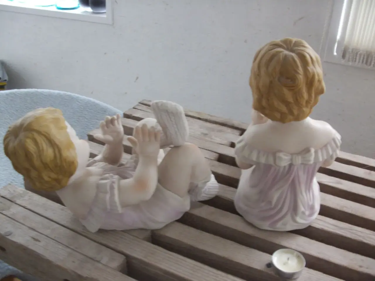 Billede 3 - Gamle figur baby - piger - børn