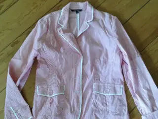 Habitjakke Brandtex str 40, kr 80 inkl fragt