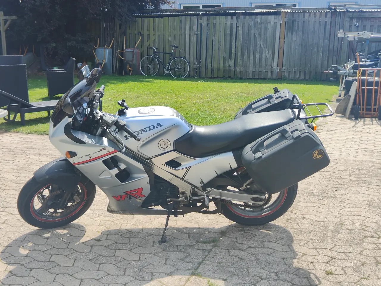 Billede 1 - Honda VFR750F