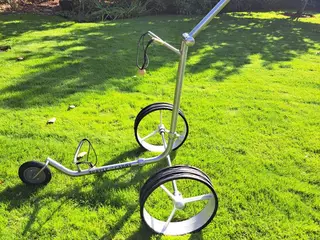 Golfvogn med transportkuffert