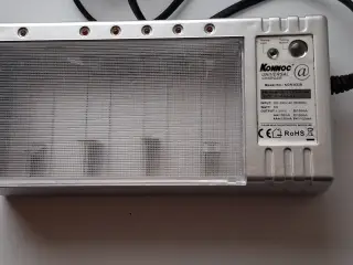 Batterioplader. 50kr.