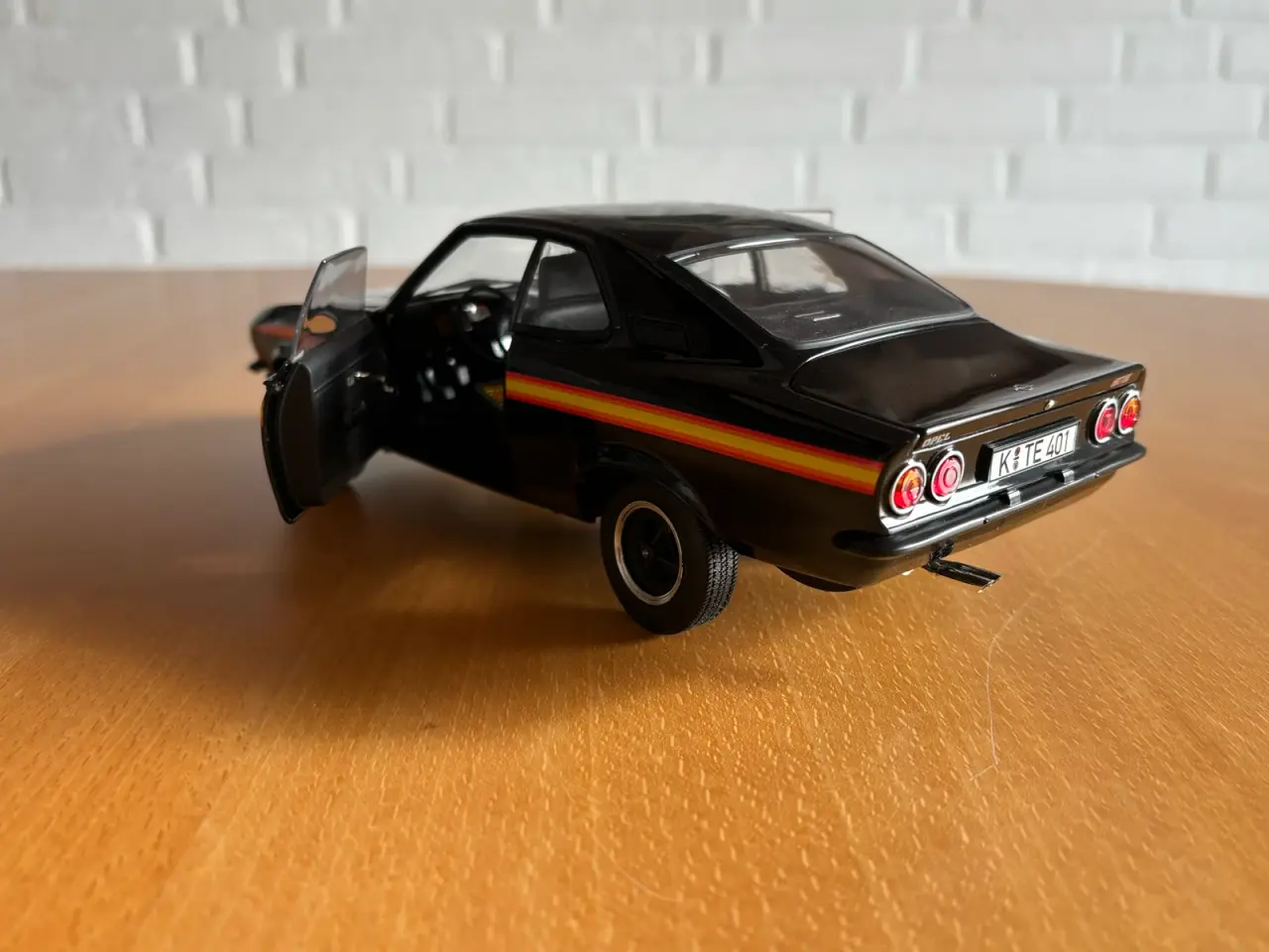 Billede 5 - Opel Manta A 1:18