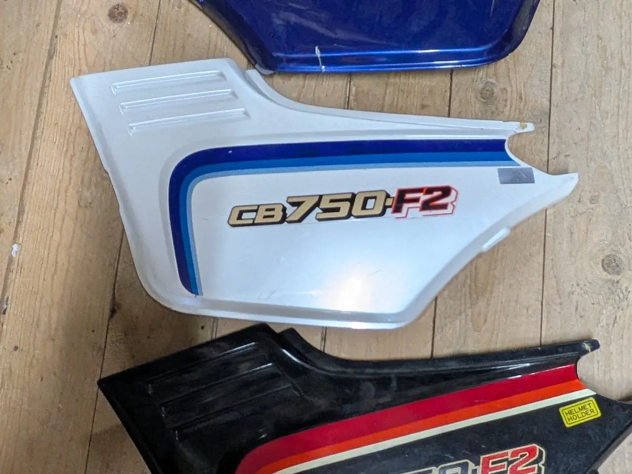 Billede 4 - Honda CB 900 F Boldor - mange pæne reservedele
