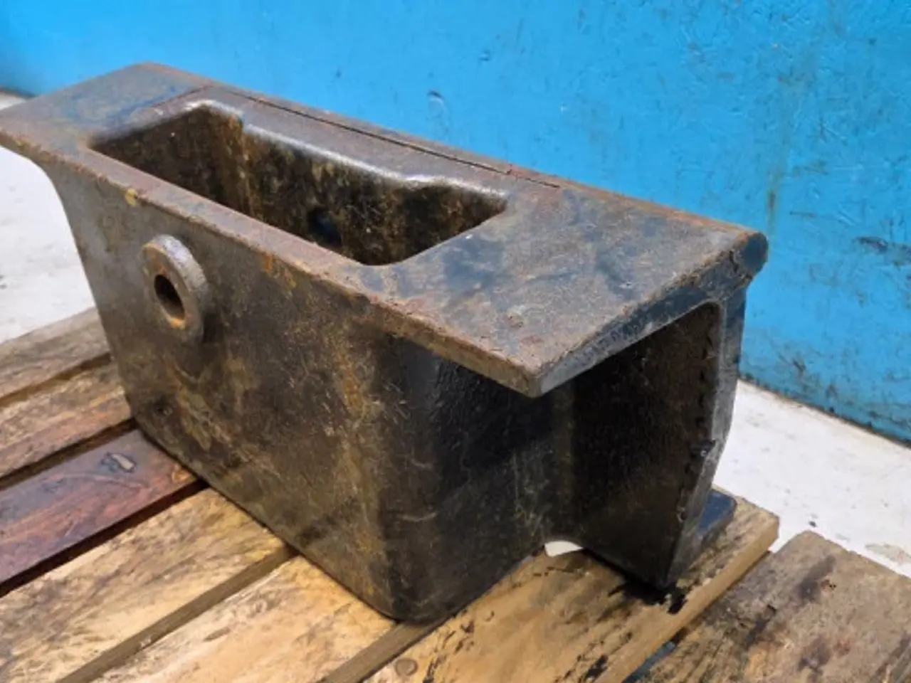 Billede 12 - New Holland TL100 Beslag 87302955