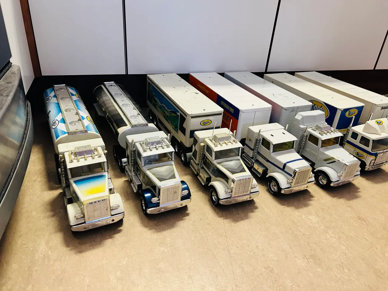 Billede 1 - Nylint modellastbil