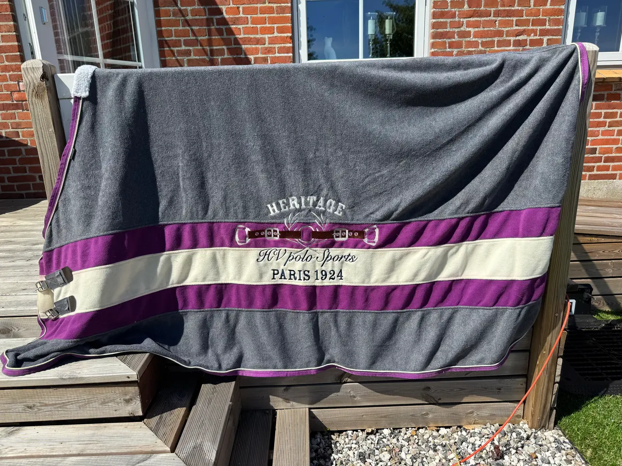 Billede 1 - Fleece tæppe str. 145 cm.