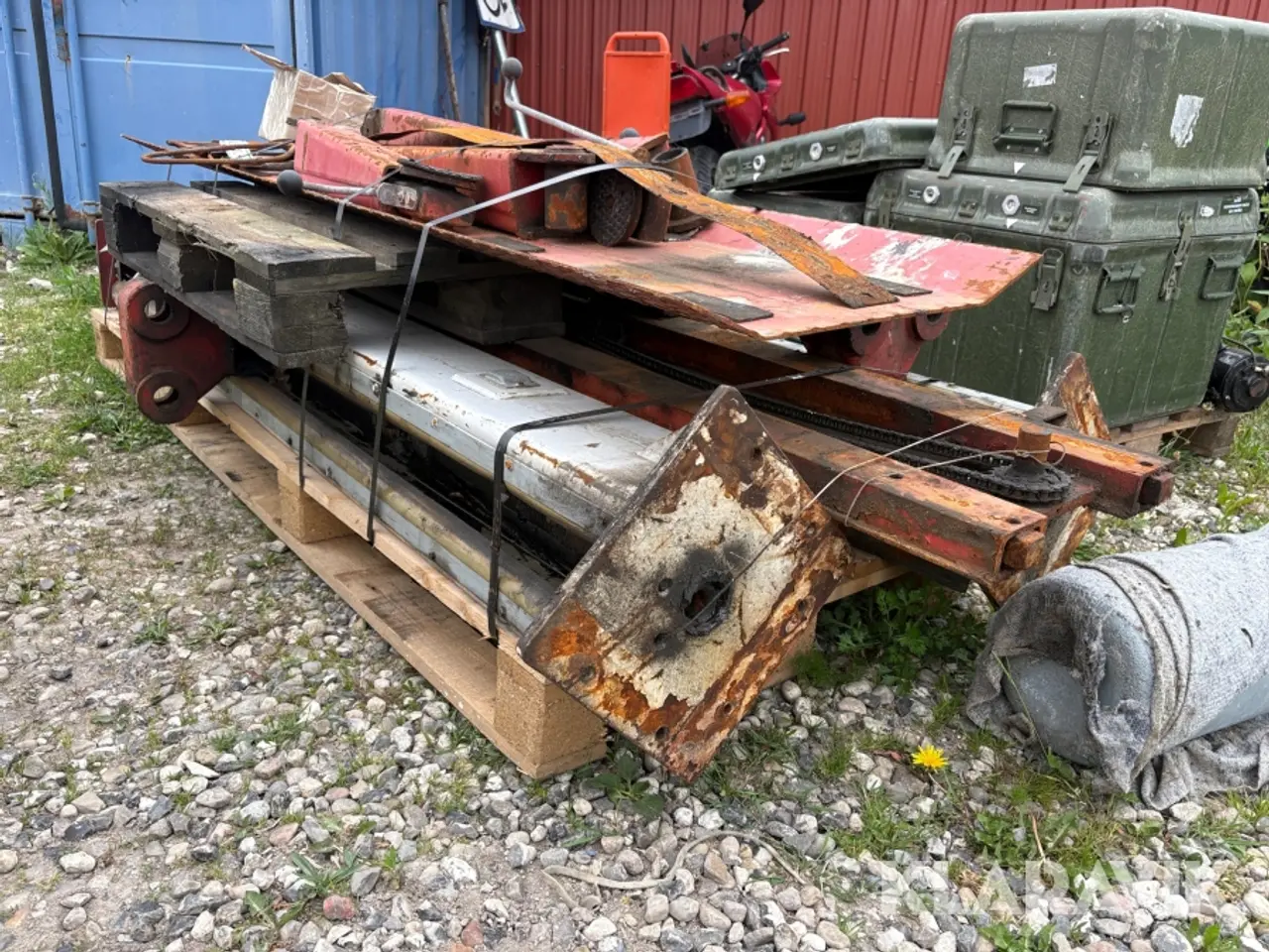 Billede 2 - Tosøjlelift Stenhøj