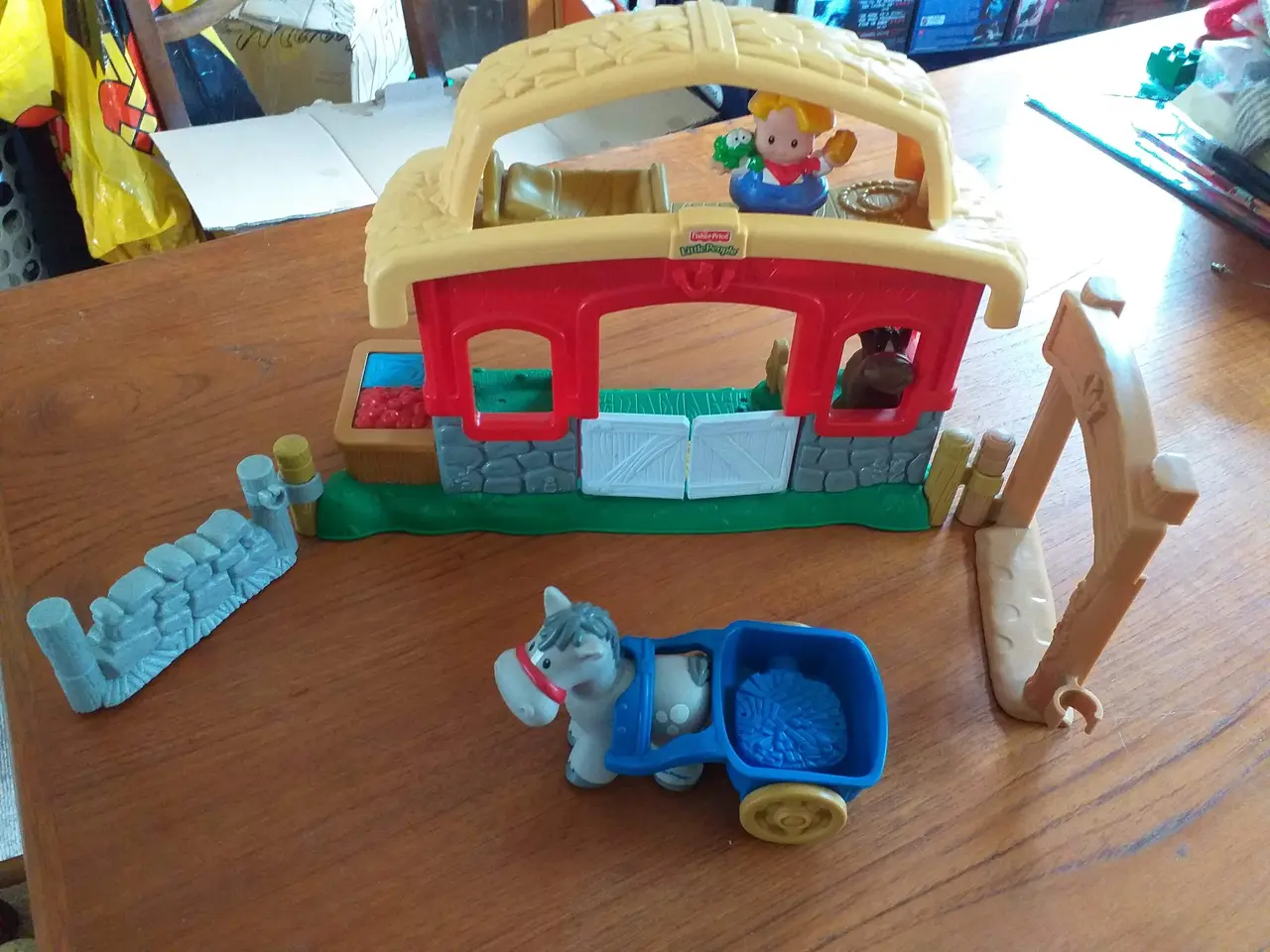 Billede 1 - Little people bonde hus