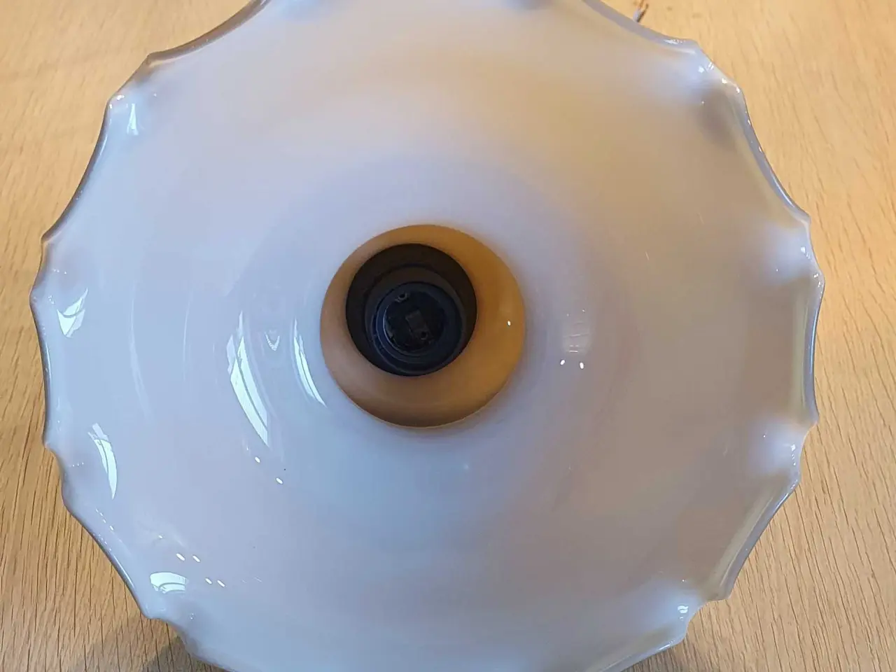 Billede 2 - Skøn lampe i opalglas 🤎 NEDSAT!!! SOLGT SOLGT !!!