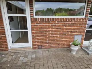 Havedør inkl. karm 945x2090 (ral 9010)