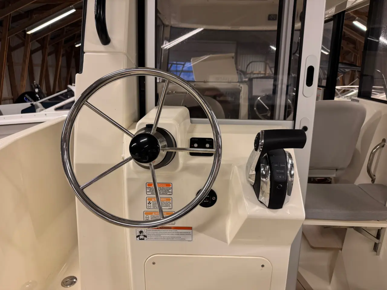 Billede 10 - Captur 705 Pilothouse med 225 hk Mercury-EFI DS 3,4L V6 XL - alt i udstyr.