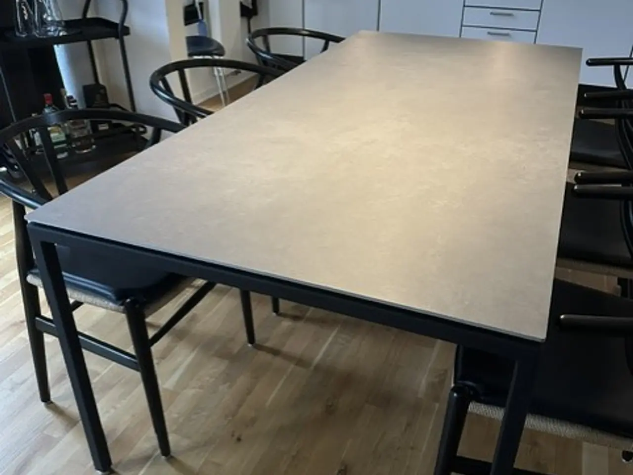 Billede 1 - Vipp spisebord med keramisk bordplade