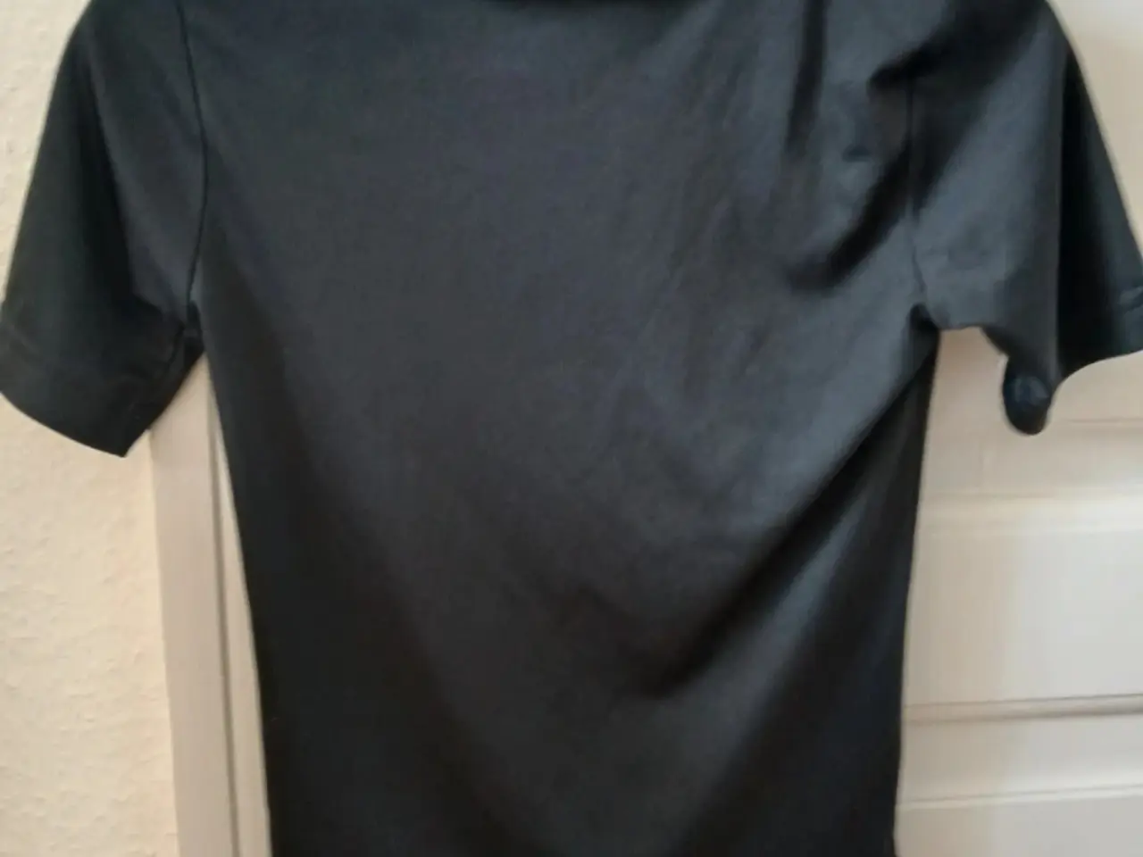 Billede 2 - Sort Adidas bluse
