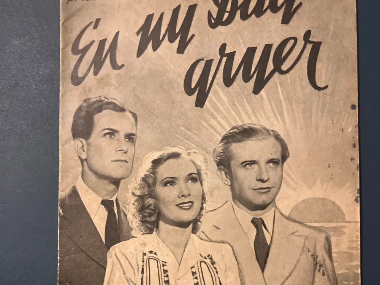 Billede 1 - En ny dag gryer