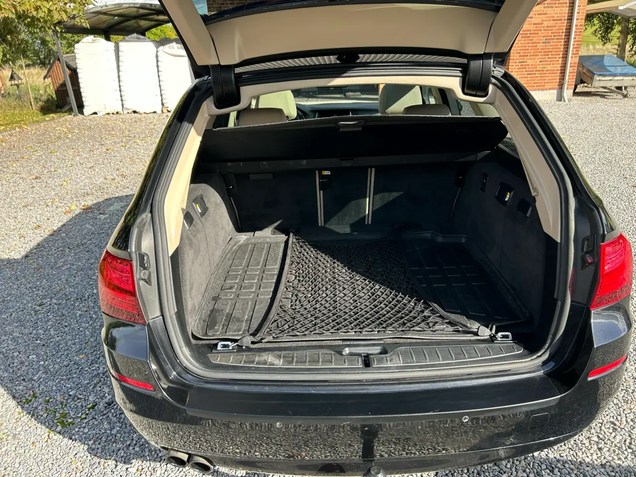 Billede 10 - Velholdt BMW 520i aut. st.car