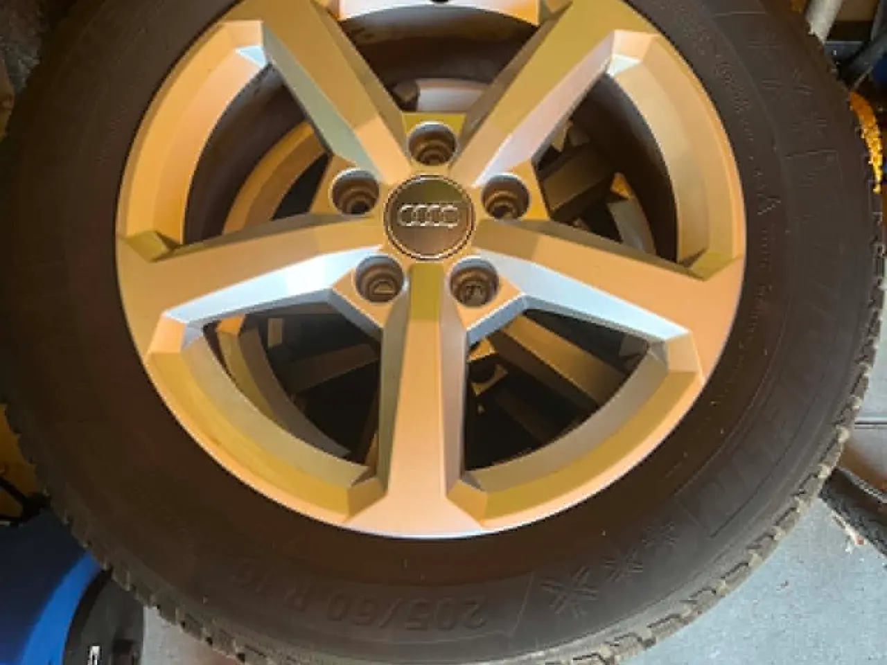 Billede 1 - 4 Vinterdæk på Audi Alufælger passer til Audi Q2