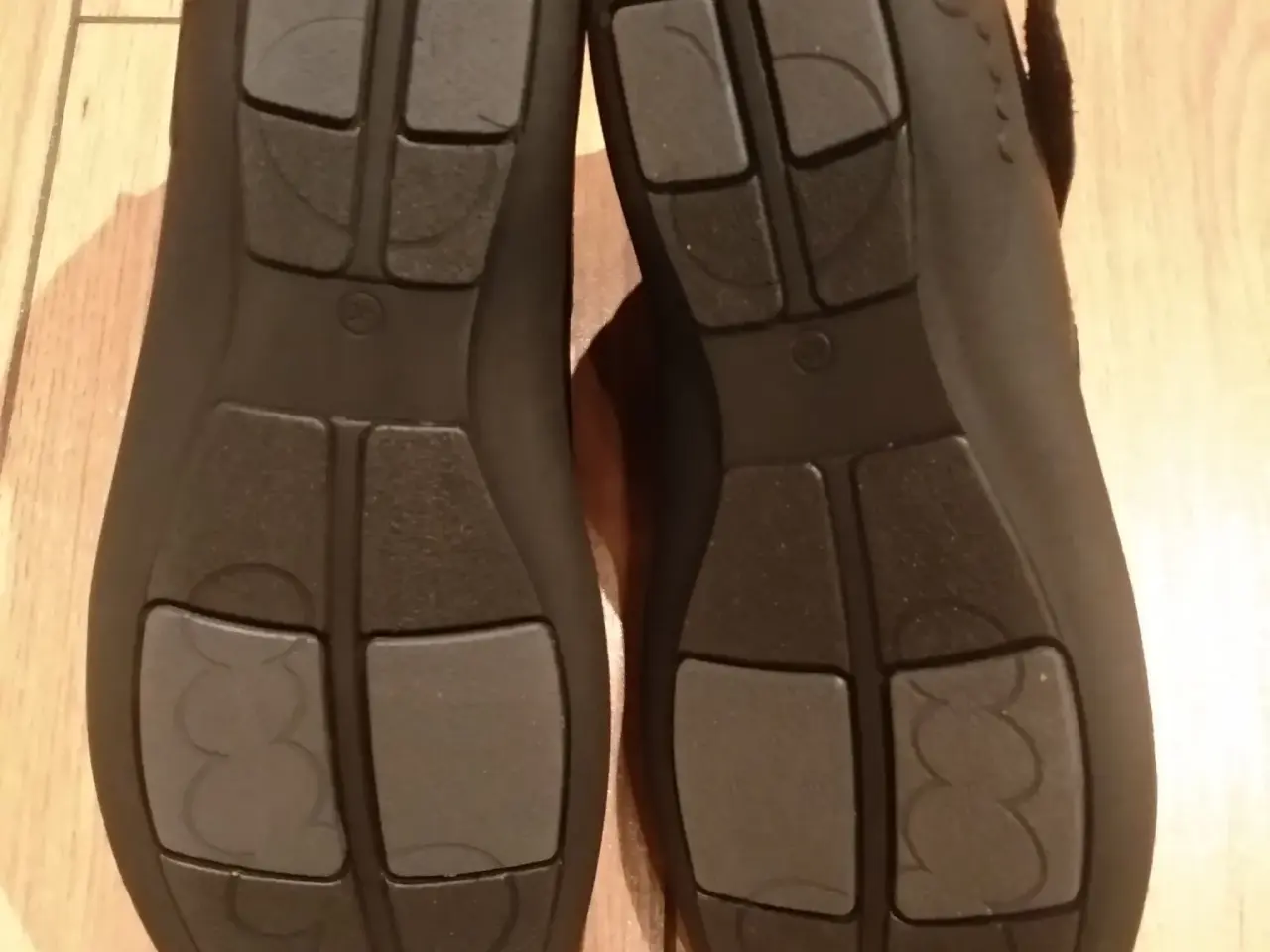 Billede 2 - Damesko, NEW FEET.