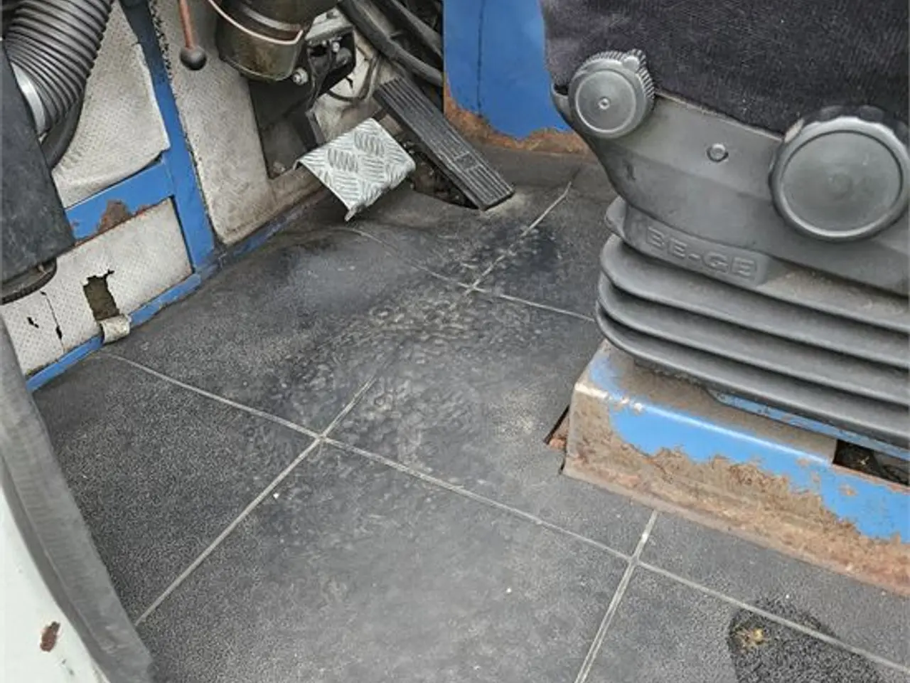 Billede 28 - Kalmar TBL180 - Pushback traktor Towbarless