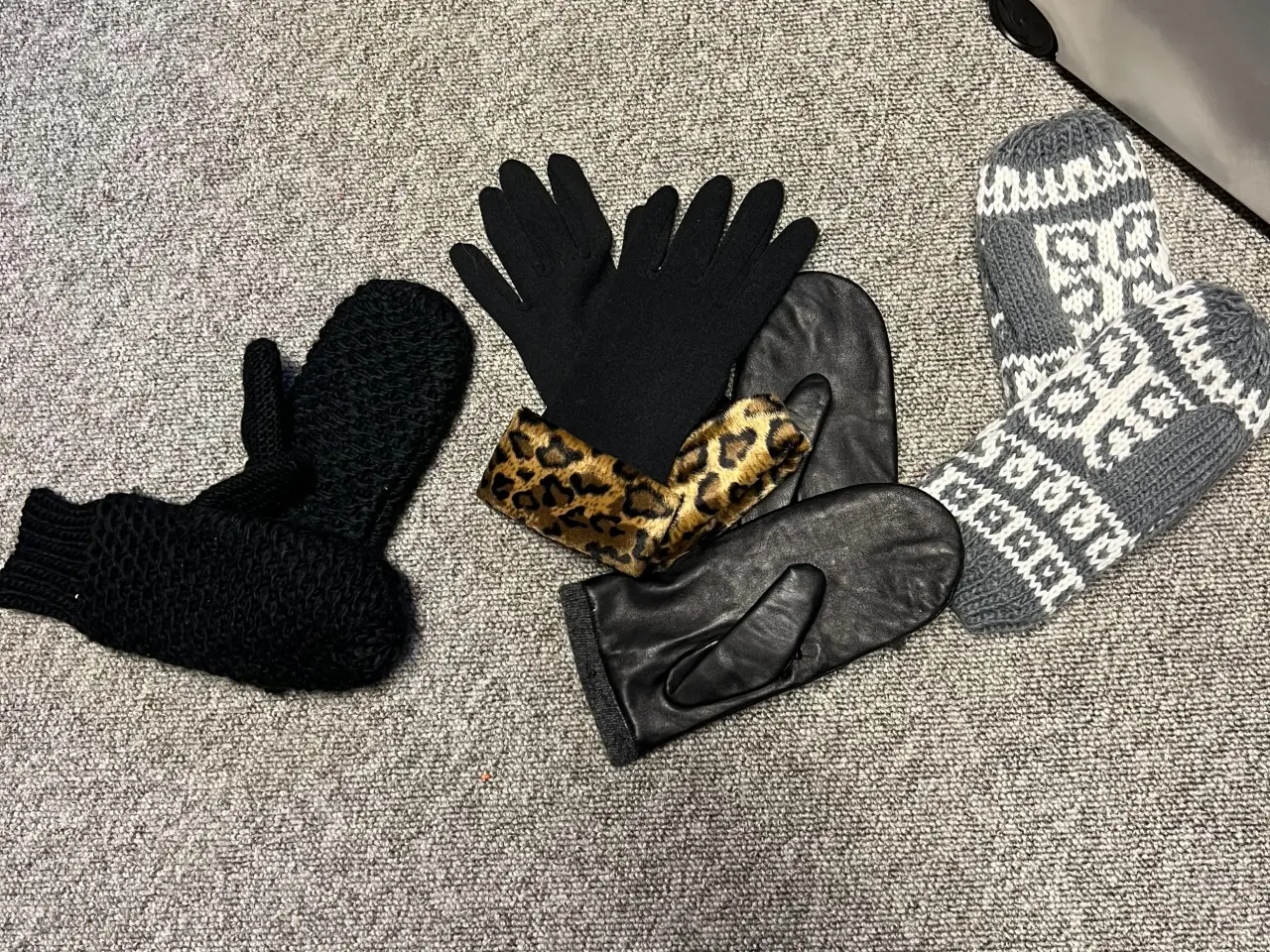 Billede 8 - Lækre handsker str onesize
