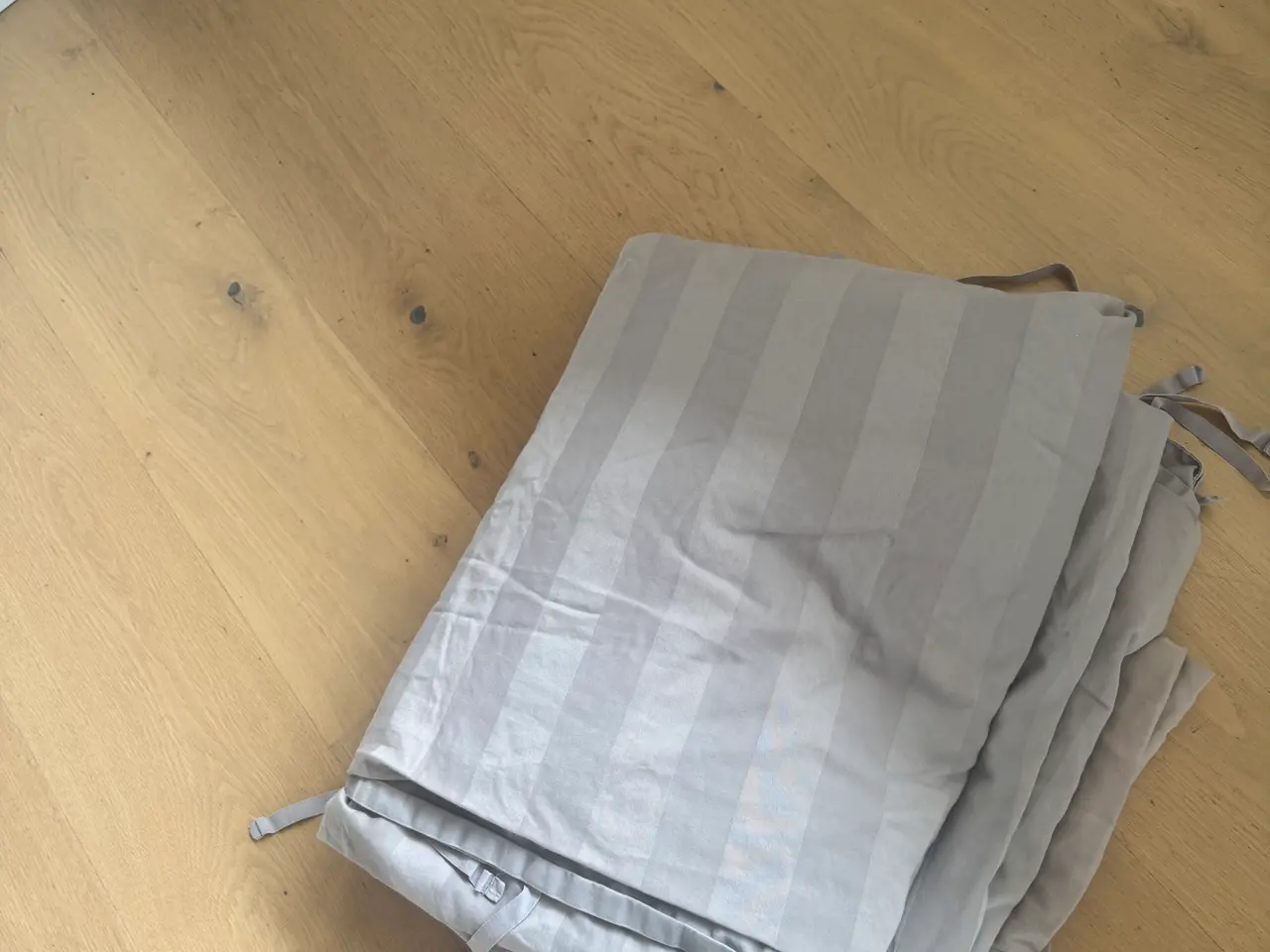 Billede 1 - 2 sæt Georg Jensen sengelinned, grå med pletter