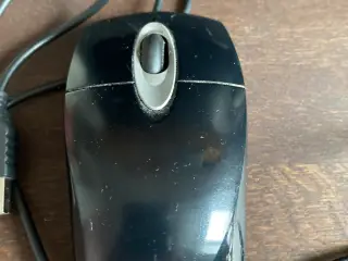 Mus Logitec optisk 
