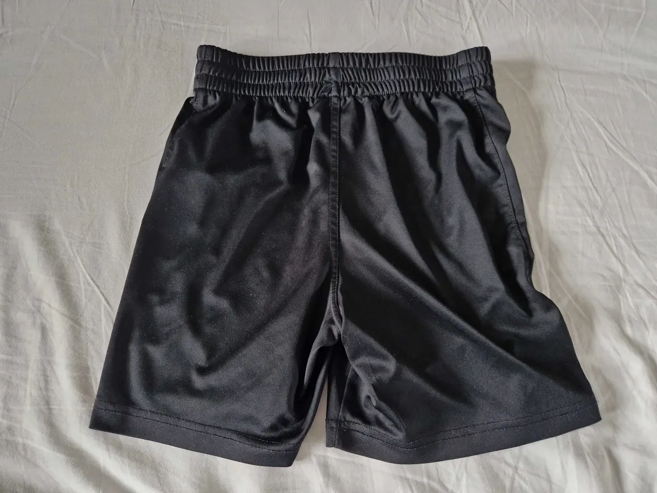 Billede 2 - Hummel shorts str 140-152